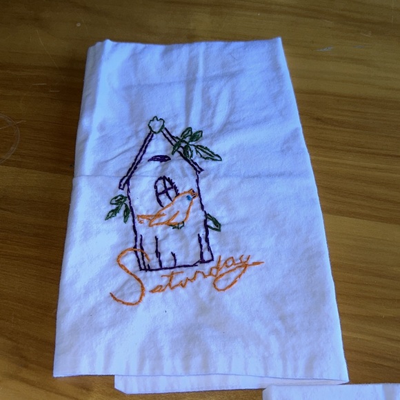 Flour sack embroidered Days of the Week Birdhouses - Picture 8 of 10